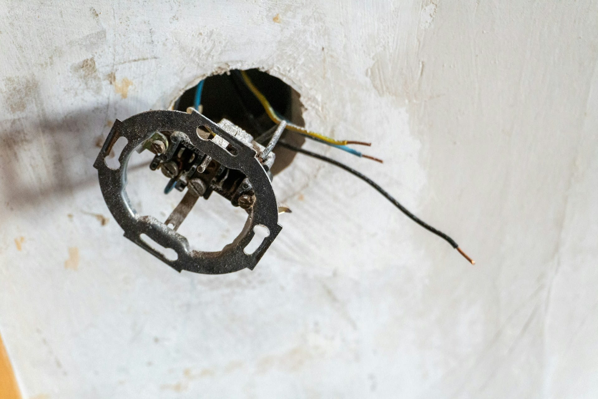 Brancher deux phases ensemble en électricité