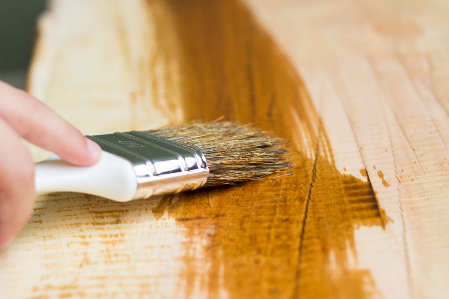 Traiter le bois avec de l’huile de vidange