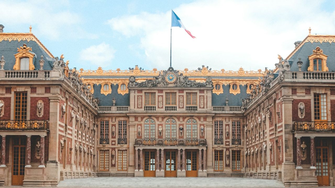 Versailles