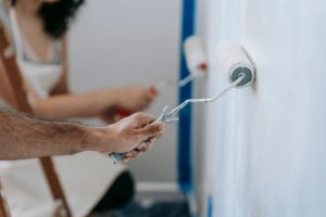 Enduit sur de la peinture